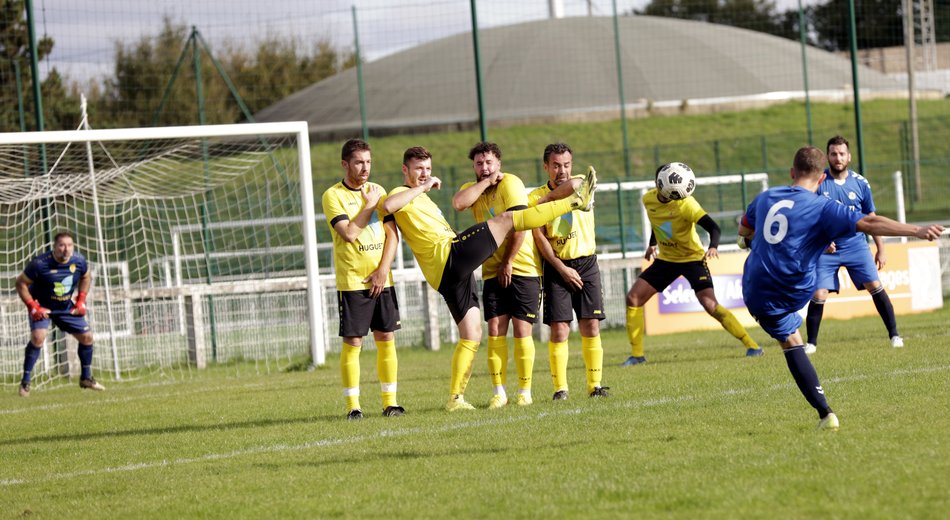 VICTOIRE DES BLEUS DE PARON EN COUPE DE BOURGOGNE.