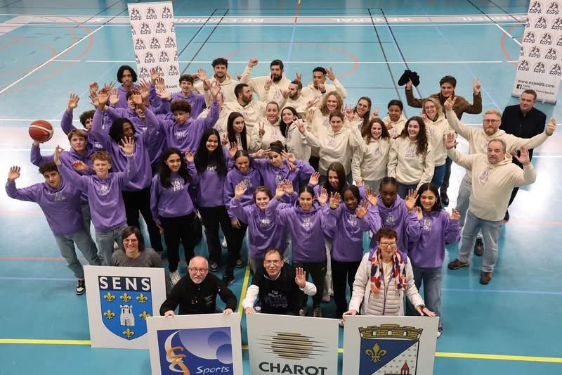 BELLE SOIRÉE ORGANISÉE DE L'ÉLAN SENS PARON BASKET